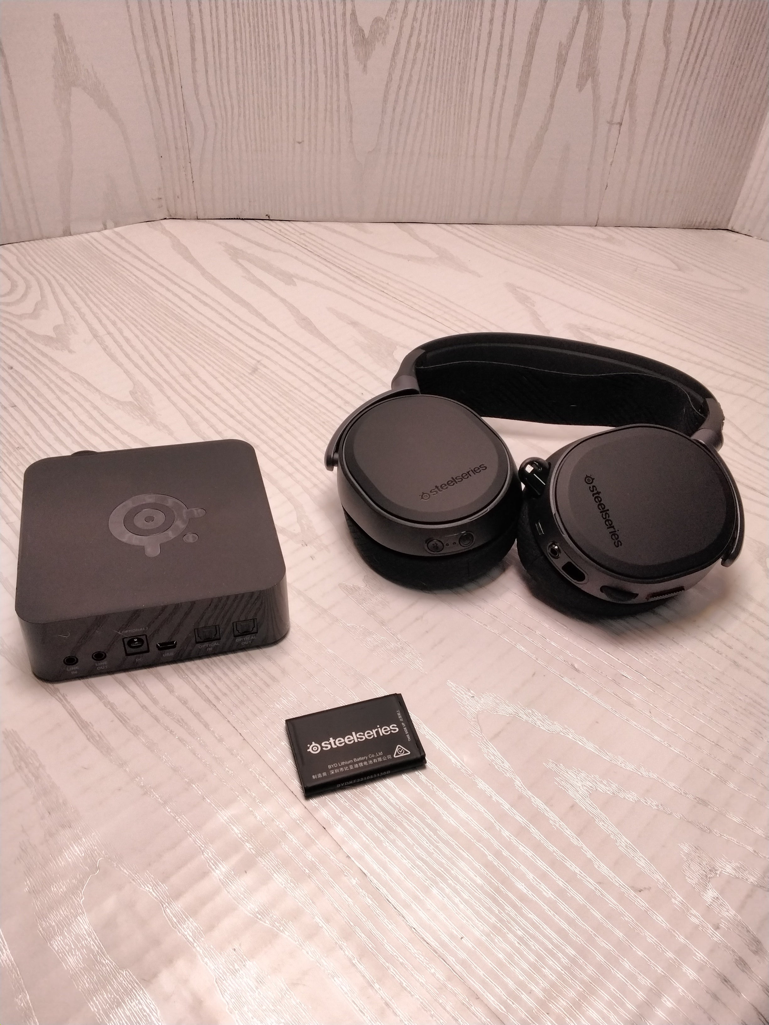 SteelSeries Arctis Pro Wireless Gaming Headset - Bluetooth for PS5/PS4 and PC (7869158883566)